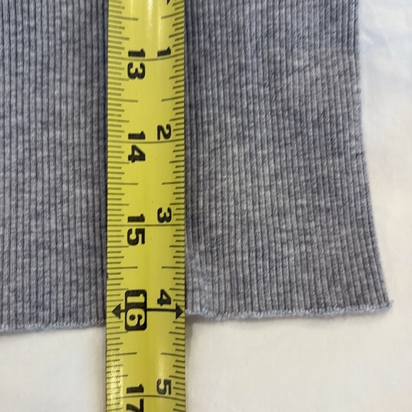 Brandy Melville Saint Barth Tee and Tank bundle - Picture 8 of 9